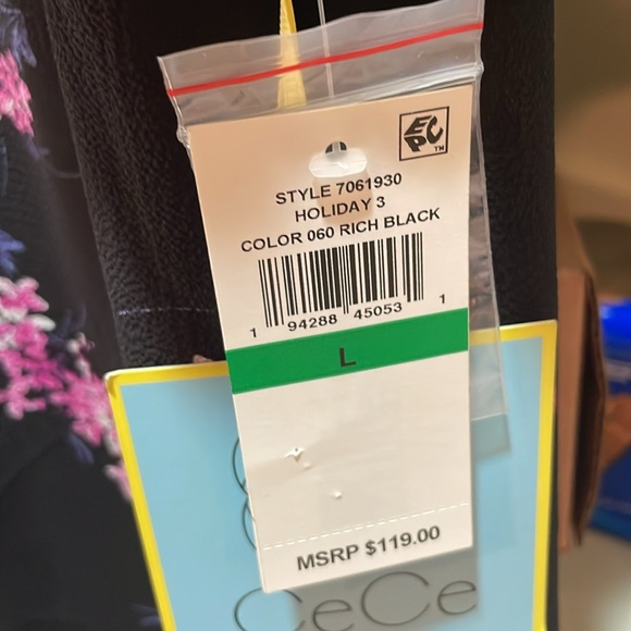 ππ CeCe | Flutter Sleeve Dress Size Large. Pretty Floral Print and Neckline. - Picture 8 of 8